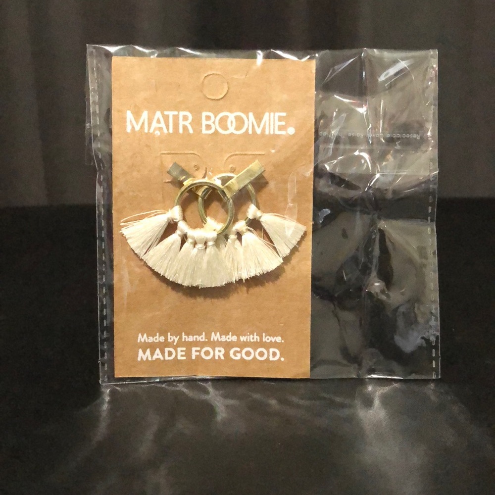MATR BOOMIE Fringe earrings
